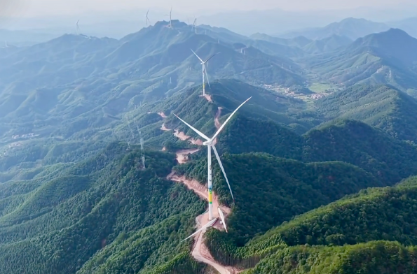 廣西梧州蒼梧六堡三期200兆瓦風電儲能一體化項目全容量并網(wǎng)